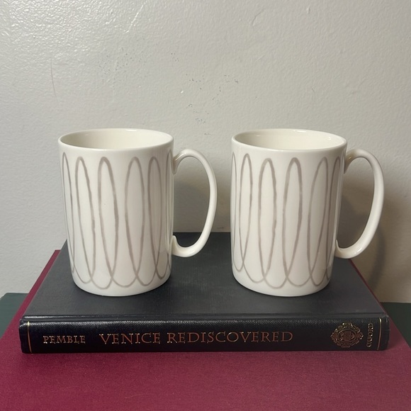 Kate Spade New York Lenox Charlotte Street Grey West Loops Pair of Mugs - Picture 3 of 7